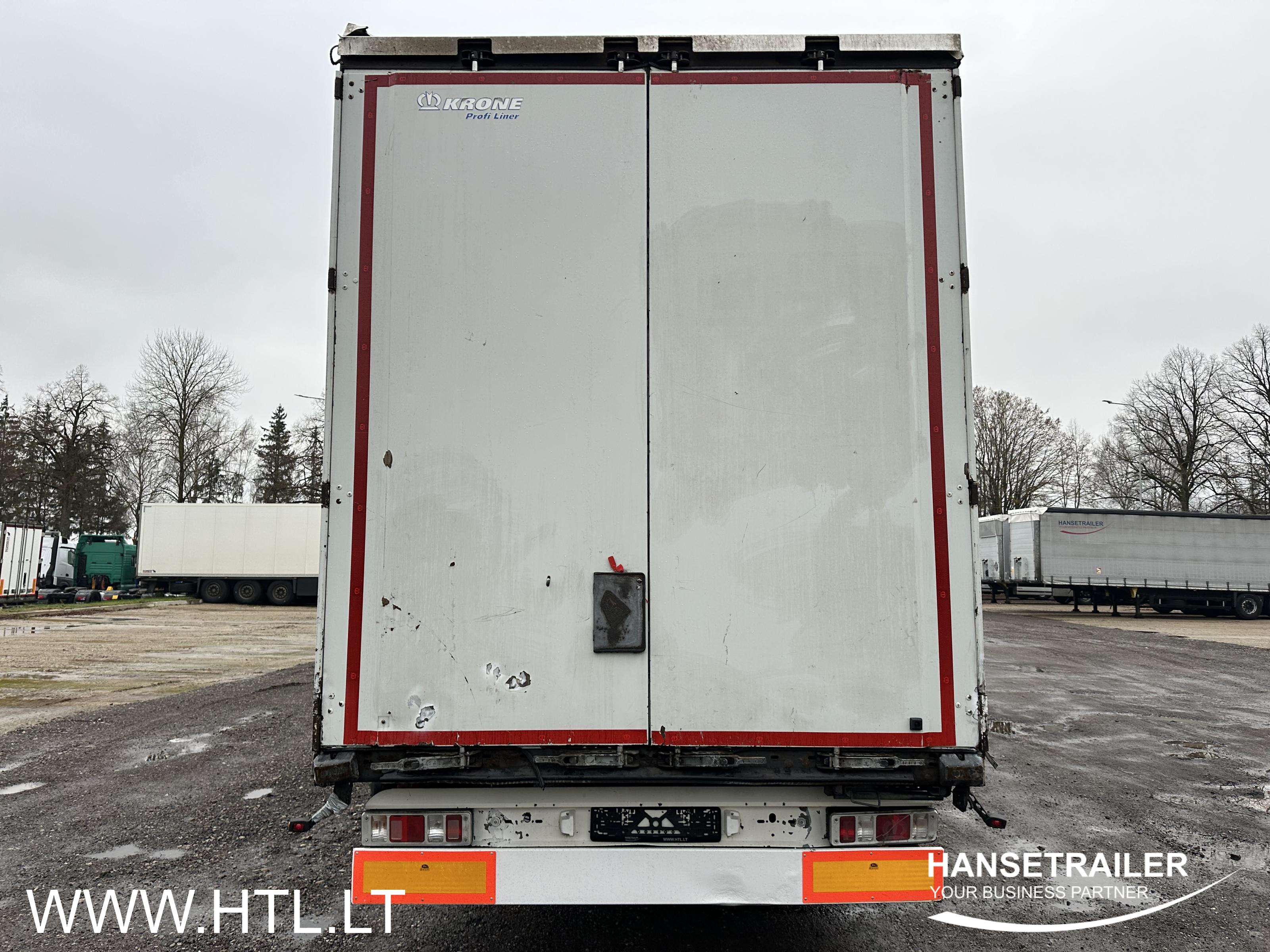 2015 Semitrailer Curtainsider with sideboards Krone SDP