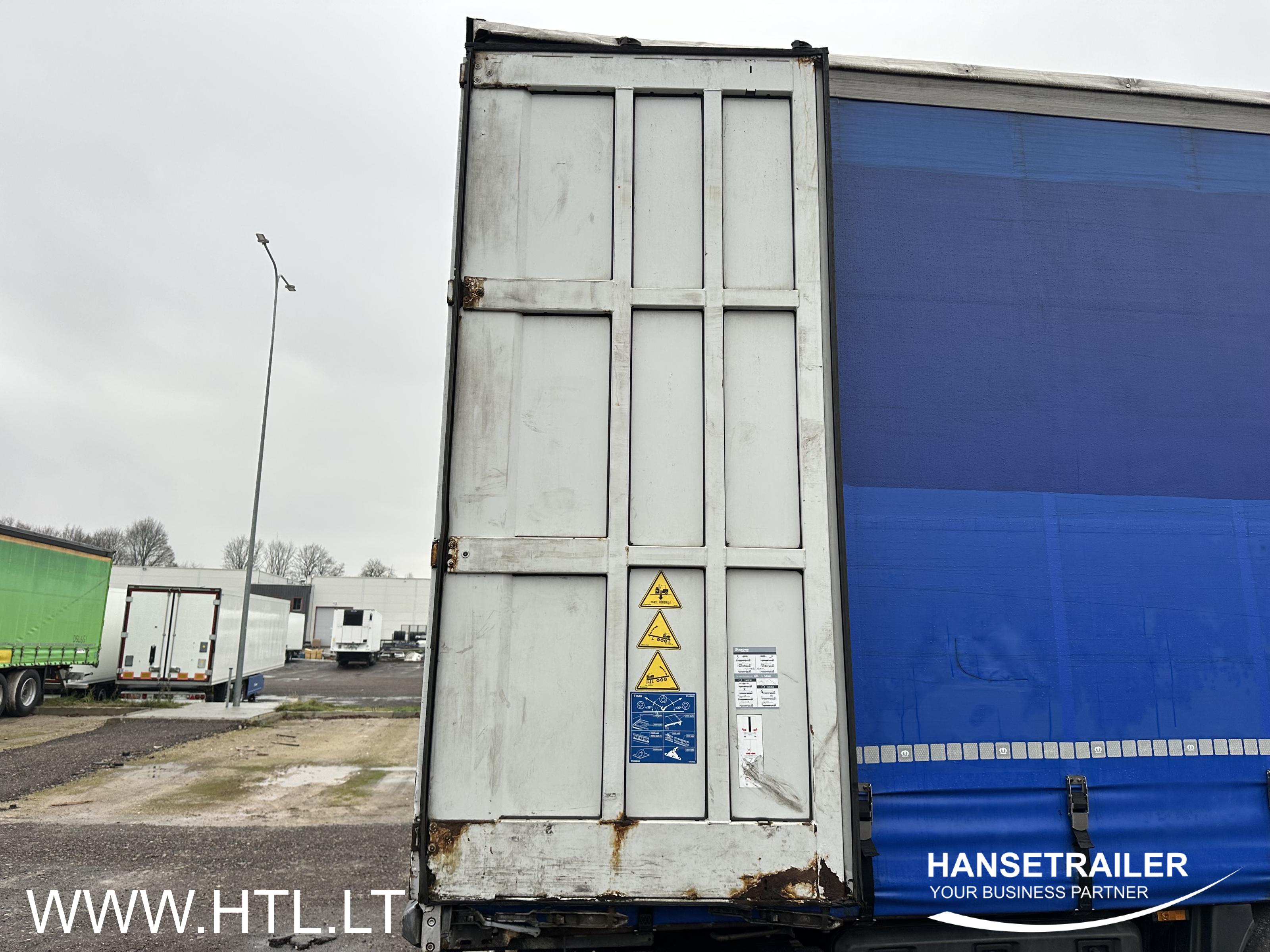 2015 Semitrailer Curtainsider with sideboards Krone SDP