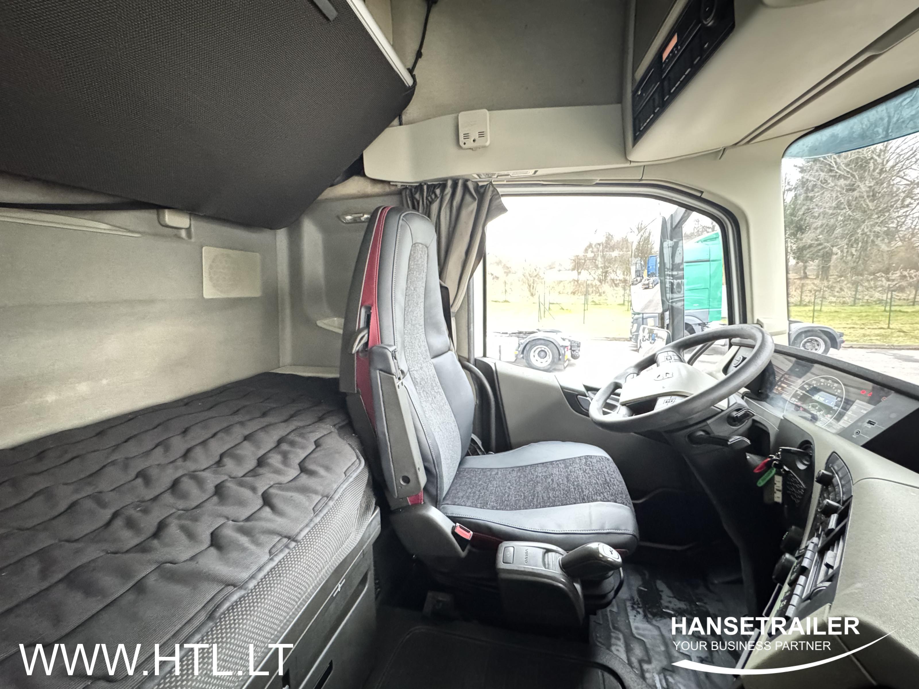 2015 Тягач 4x2 Volvo FH FH500