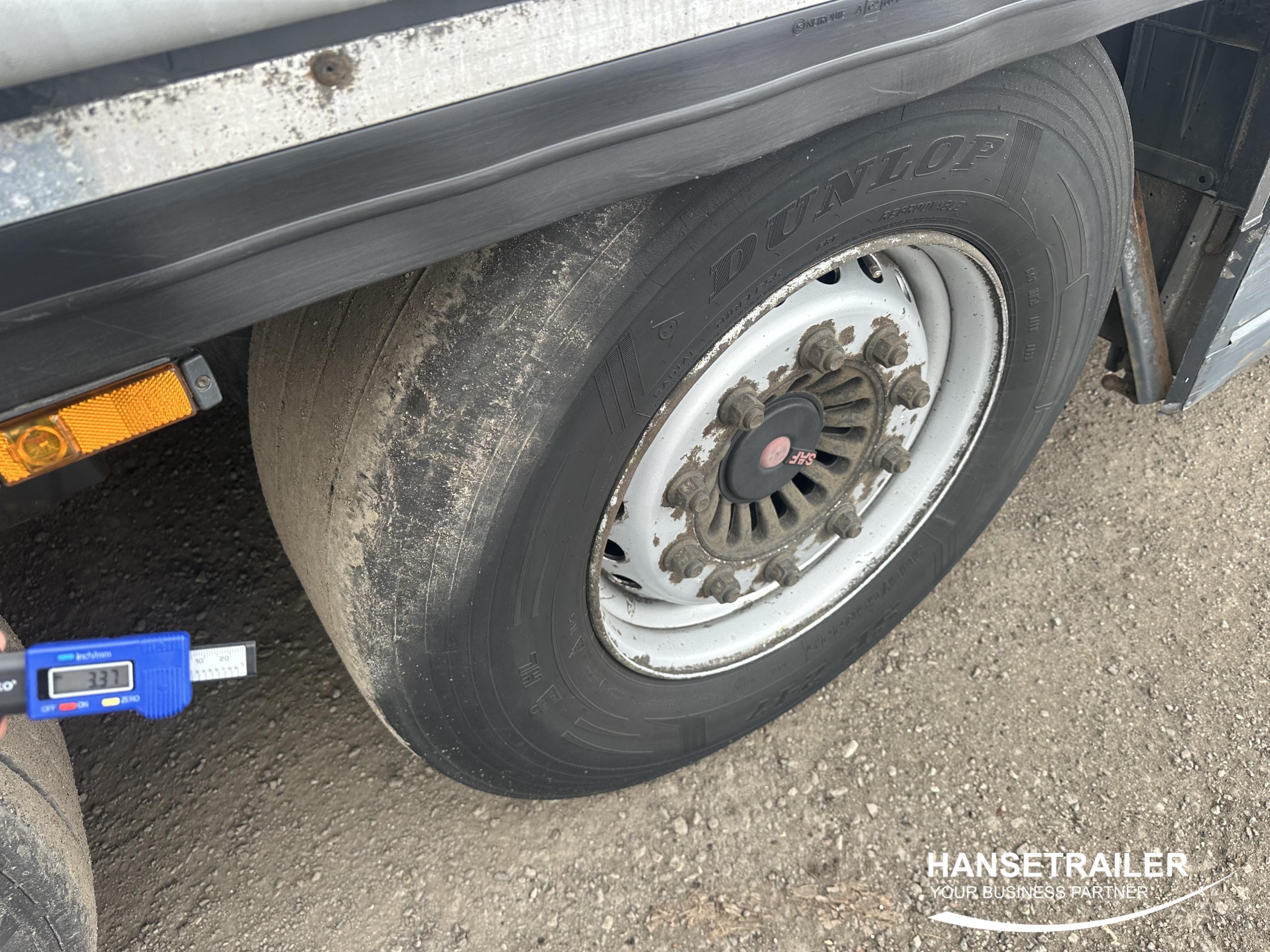 2017 Puspriekabė Užuolaidinė Krone SD SAF Lift Axle