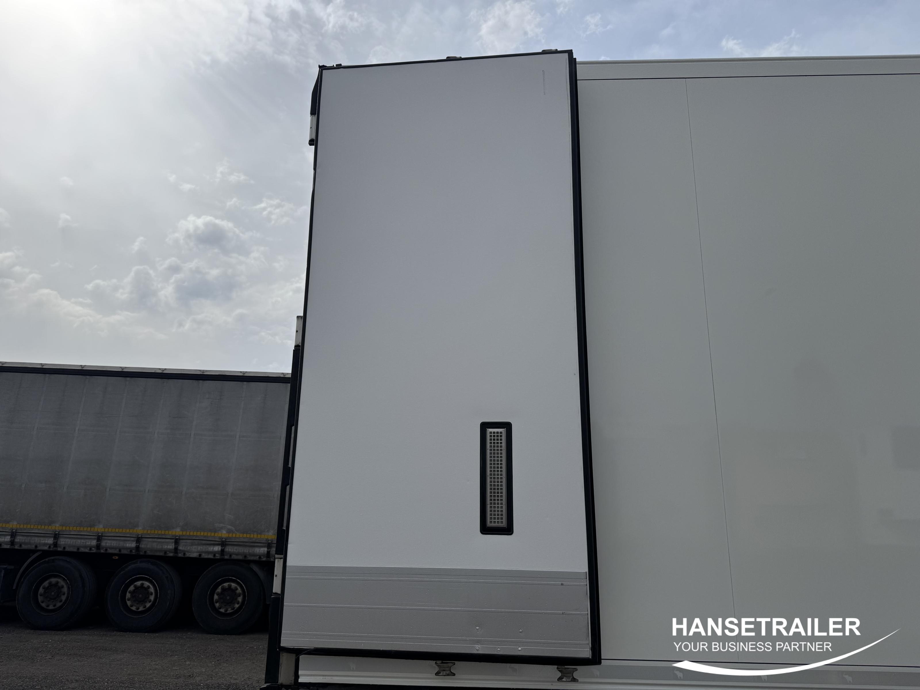 2021 Puspriekabė Šaldytuvas Schmitz SCB*S3B 7cm Thermoking Double deck