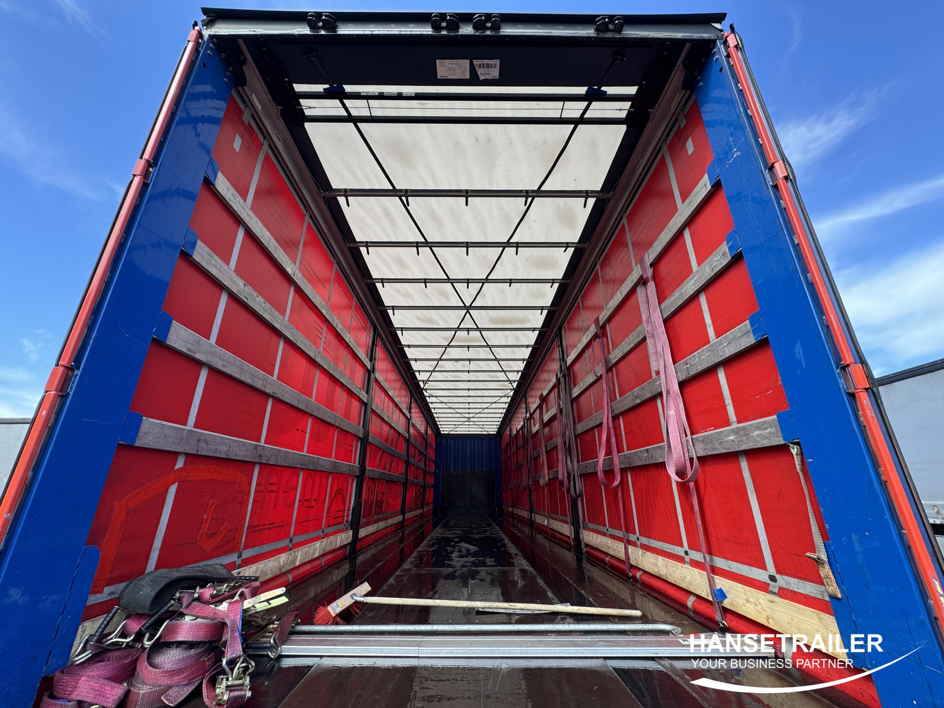 2022 Sattelanhänger Sattelcurtainsider Krone SDP Lift Axle