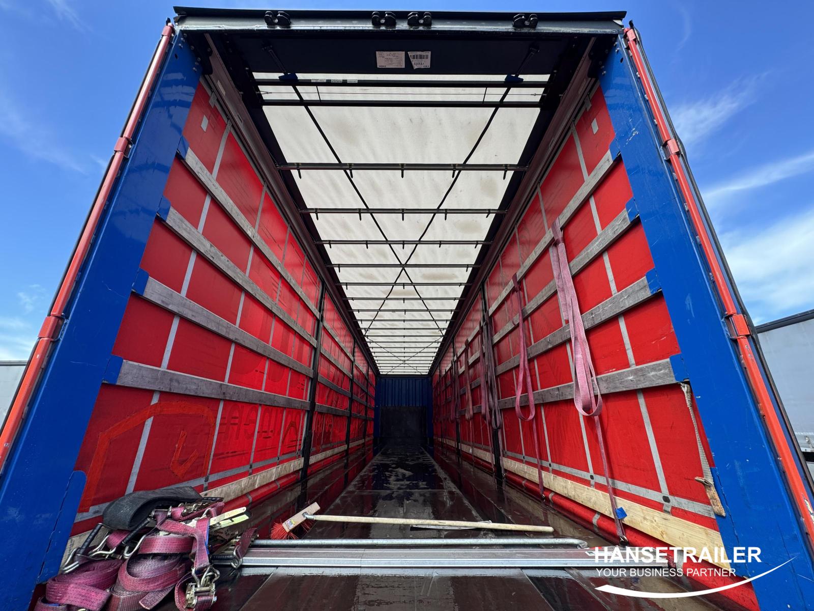 2022 Sattelanhänger Sattelcurtainsider Krone SDP Lift Axle