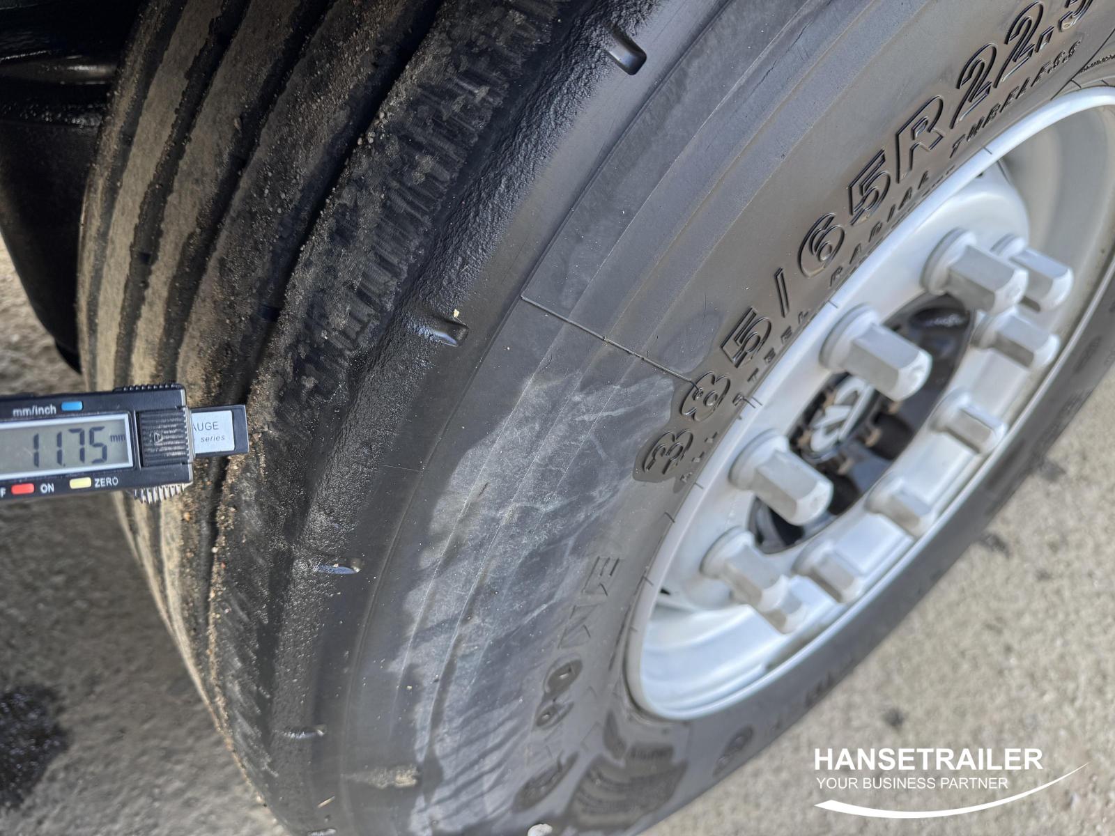 2022 Sattelanhänger Sattelcurtainsider Krone SDP Lift Axle