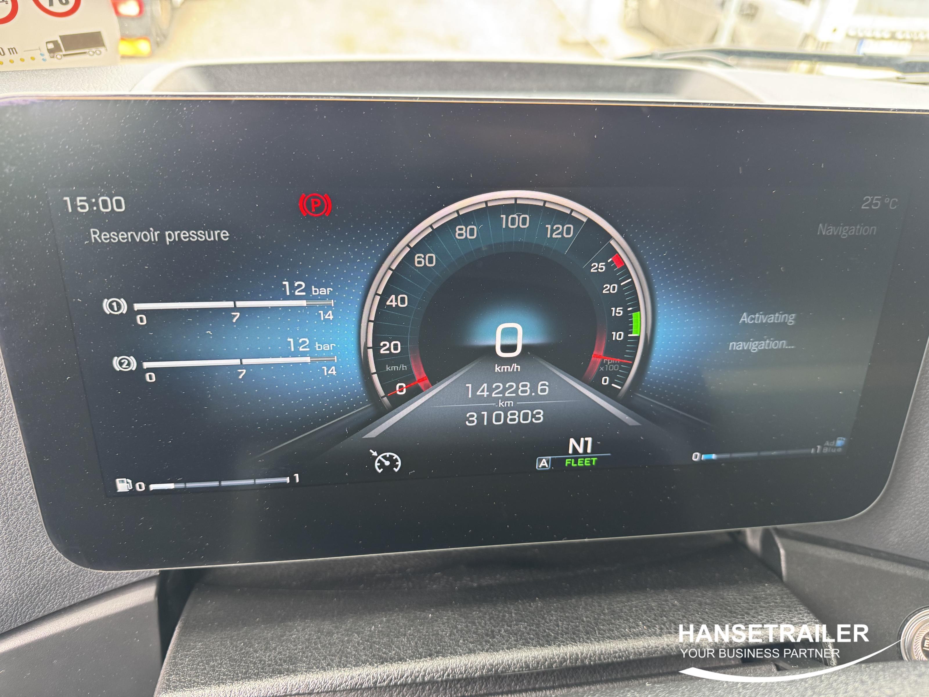 2022 vehículo tractor 4x2 Mercedes-Benz Actros 1845