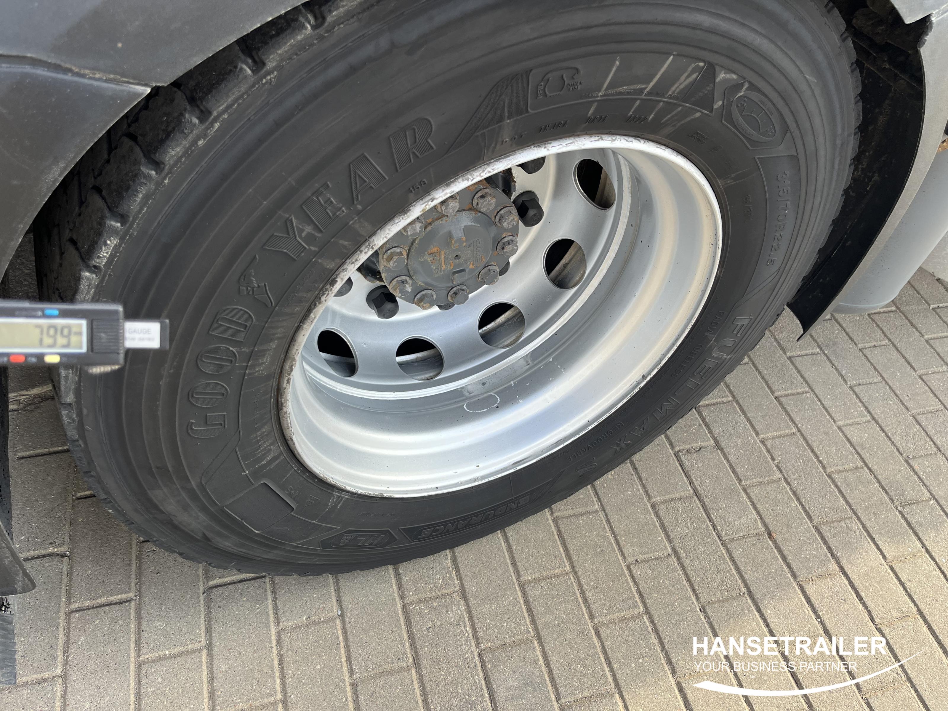 2019 Vilkikas 6x2 DAF XF106.530