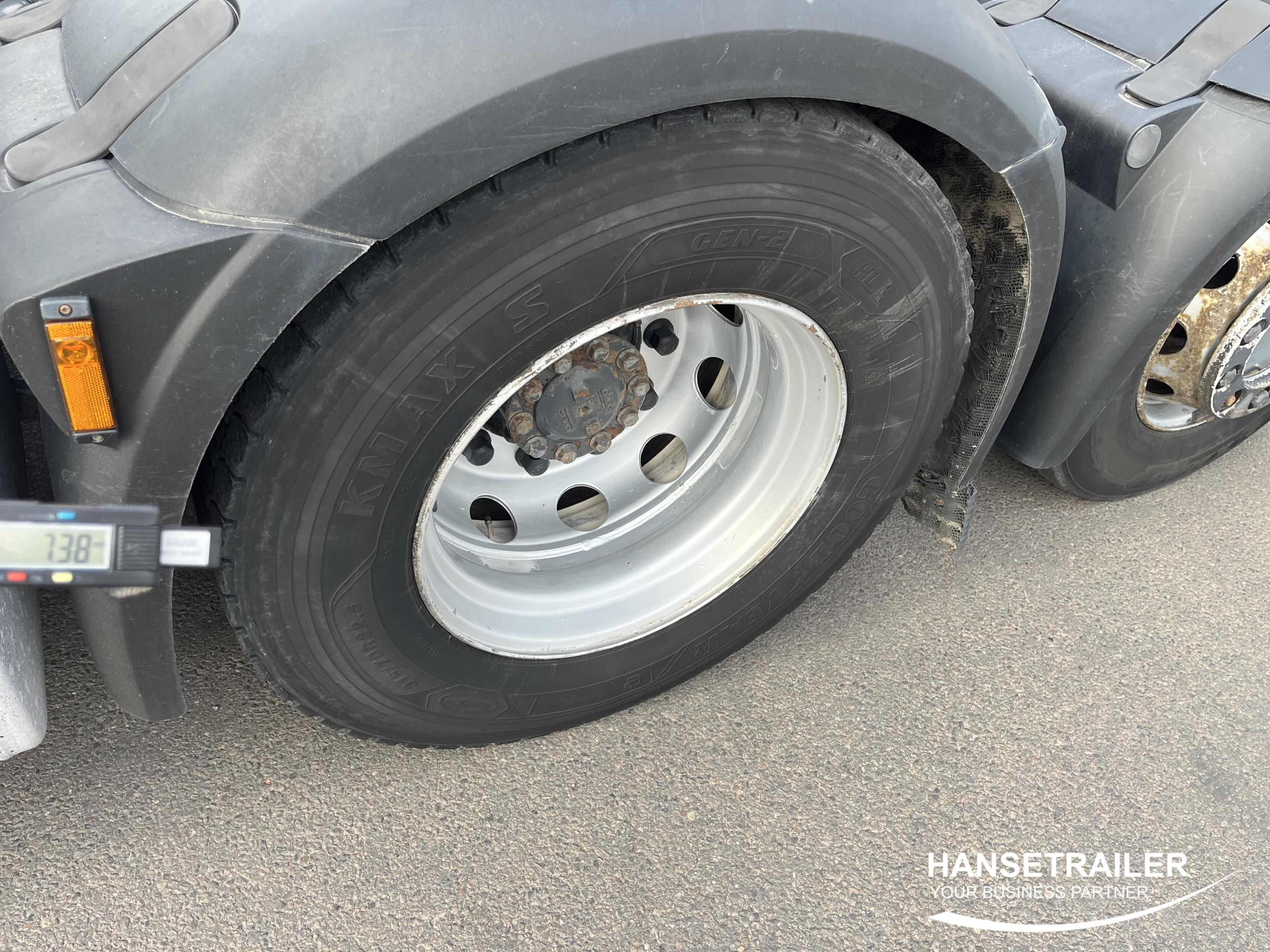 2019 Vilkikas 6x2 DAF XF106.530