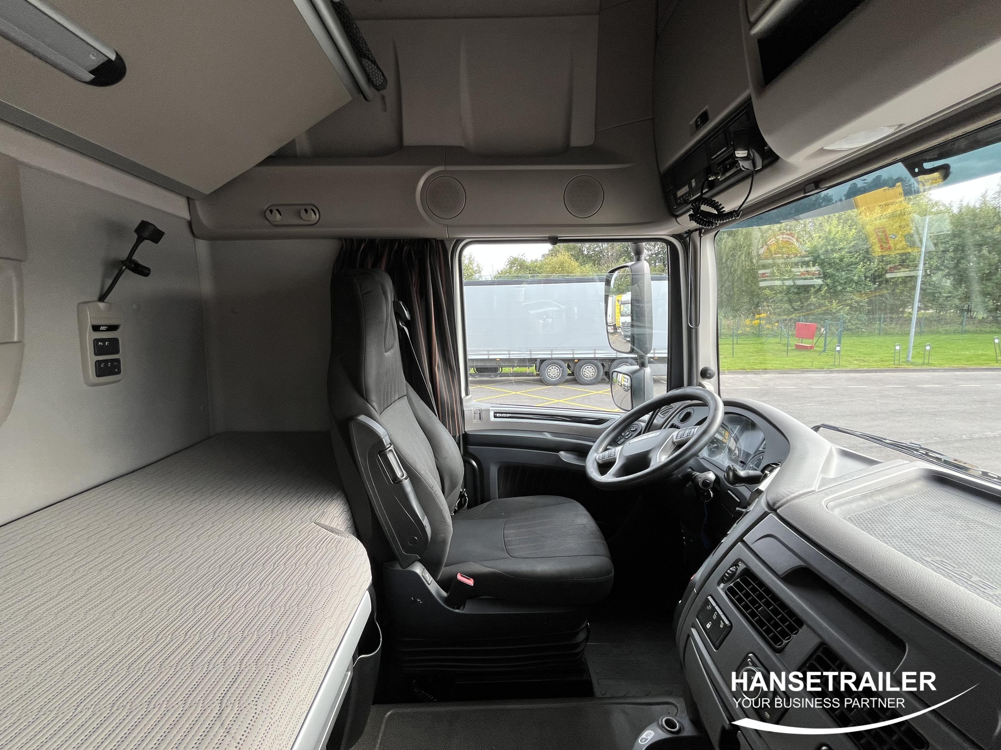 2019 Vilkikas 6x2 DAF XF106.530