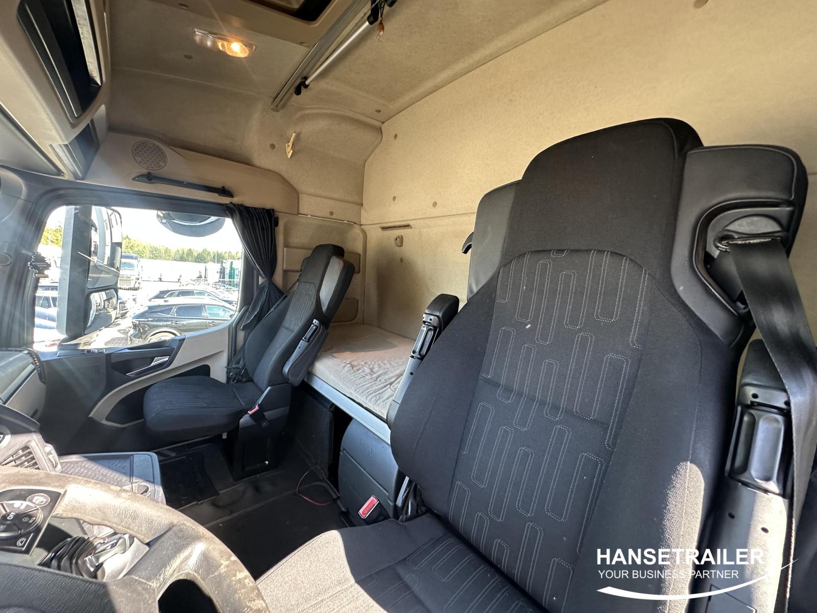 Mercedes-Benz Actros 2542