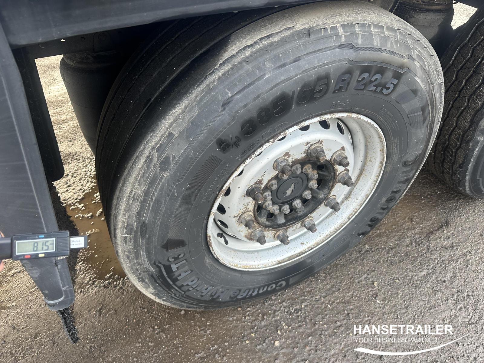 Schmitz SCS 24 Hydraulic roof