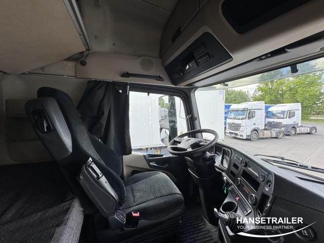 Mercedes-Benz Actros 1845