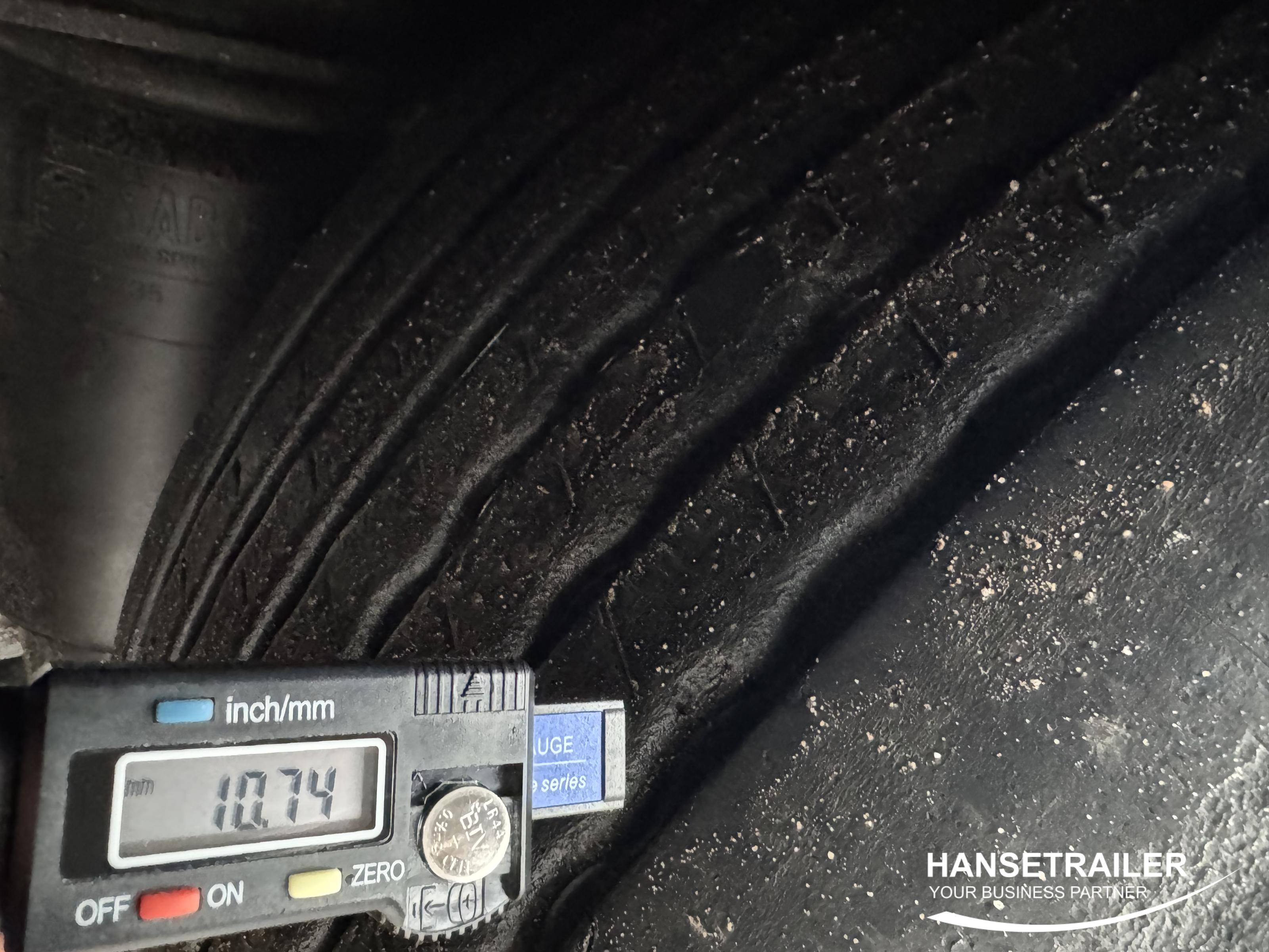 2017 Puoliperävaunu Pressukapelli Schmitz SCS 24 Mega Low Deck