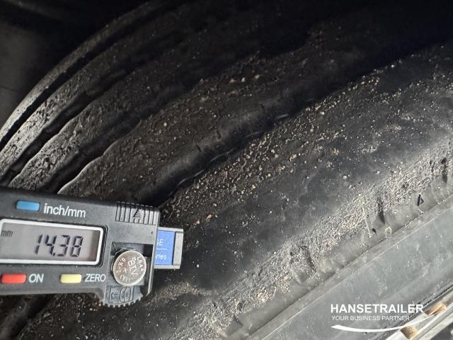 Schmitz SCS 24 Mega Low Deck