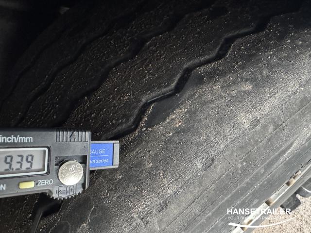 Schmitz SCS 24 Mega Low Deck