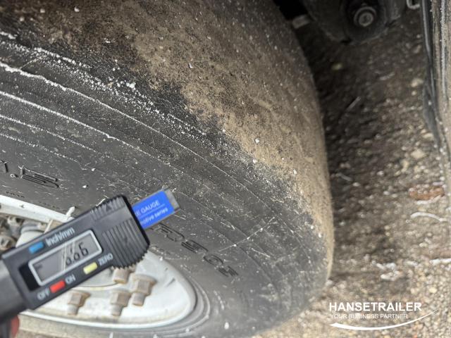 Schmitz SCS 24 Mega Low Deck