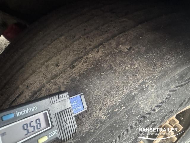 Schmitz SCS 24 Mega Low Deck