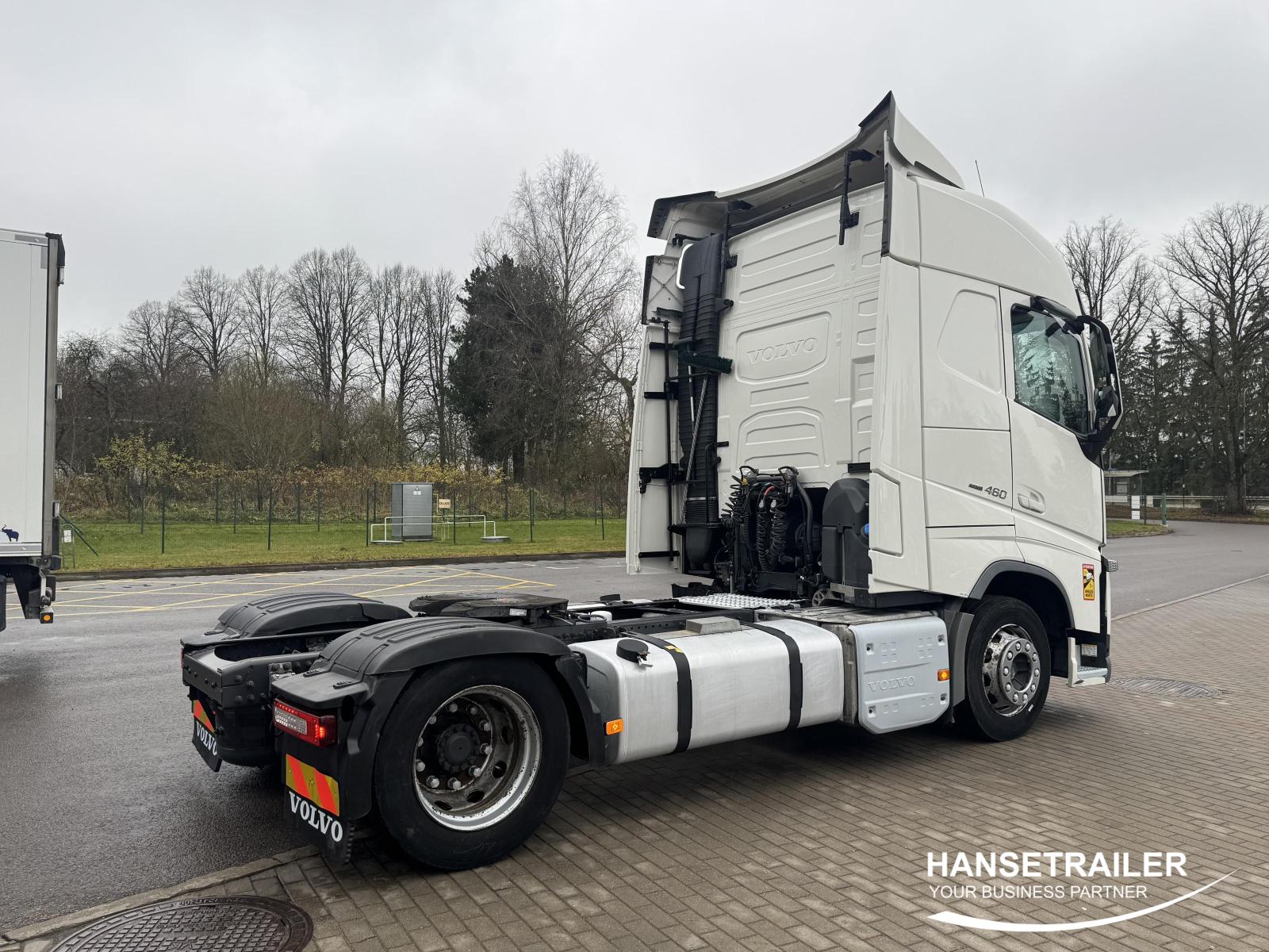 Volvo FH Mega Low Deck