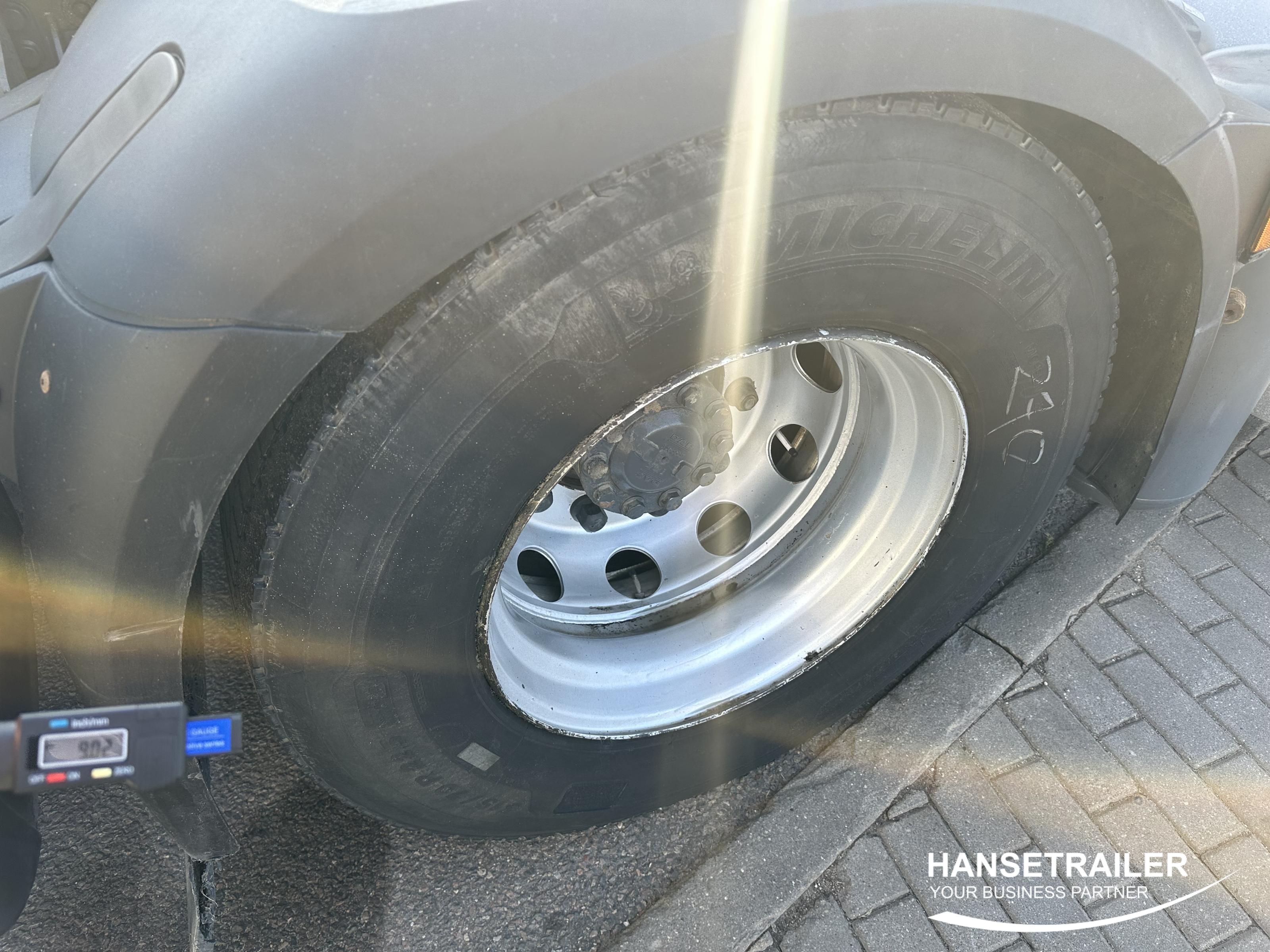 2019 Vilkikas 6x2 DAF XF106.530