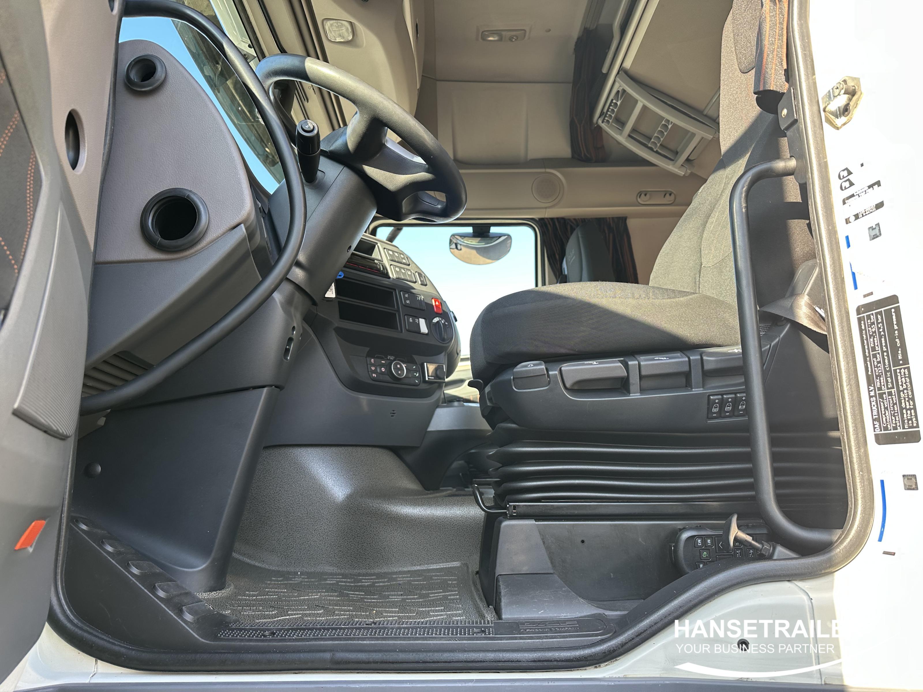 2019 Vilkikas 6x2 DAF XF106.530