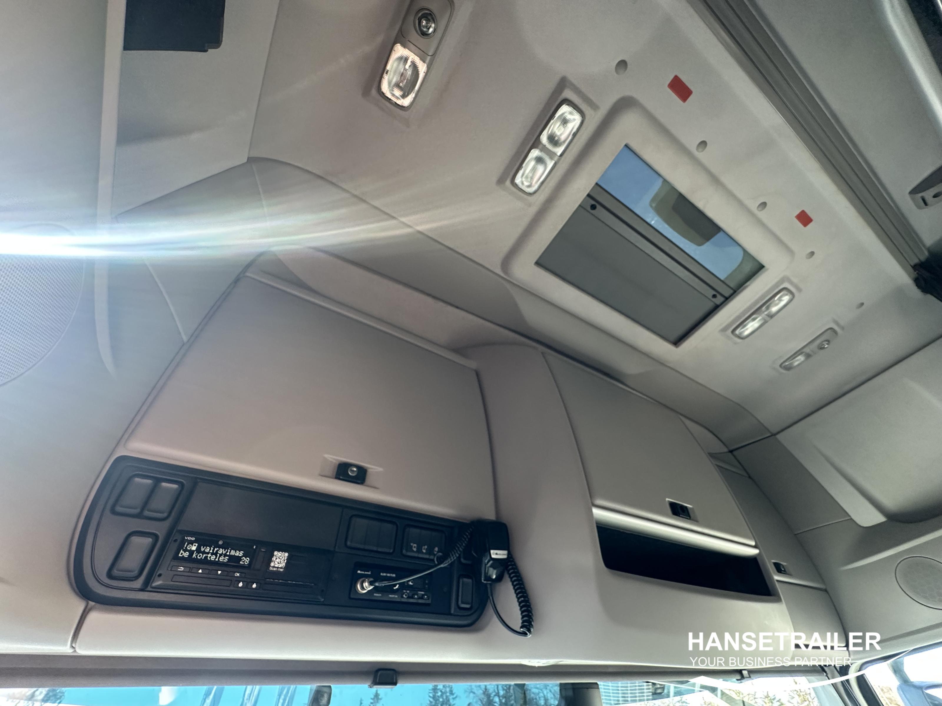 2019 Vilkikas 6x2 DAF XF106.530