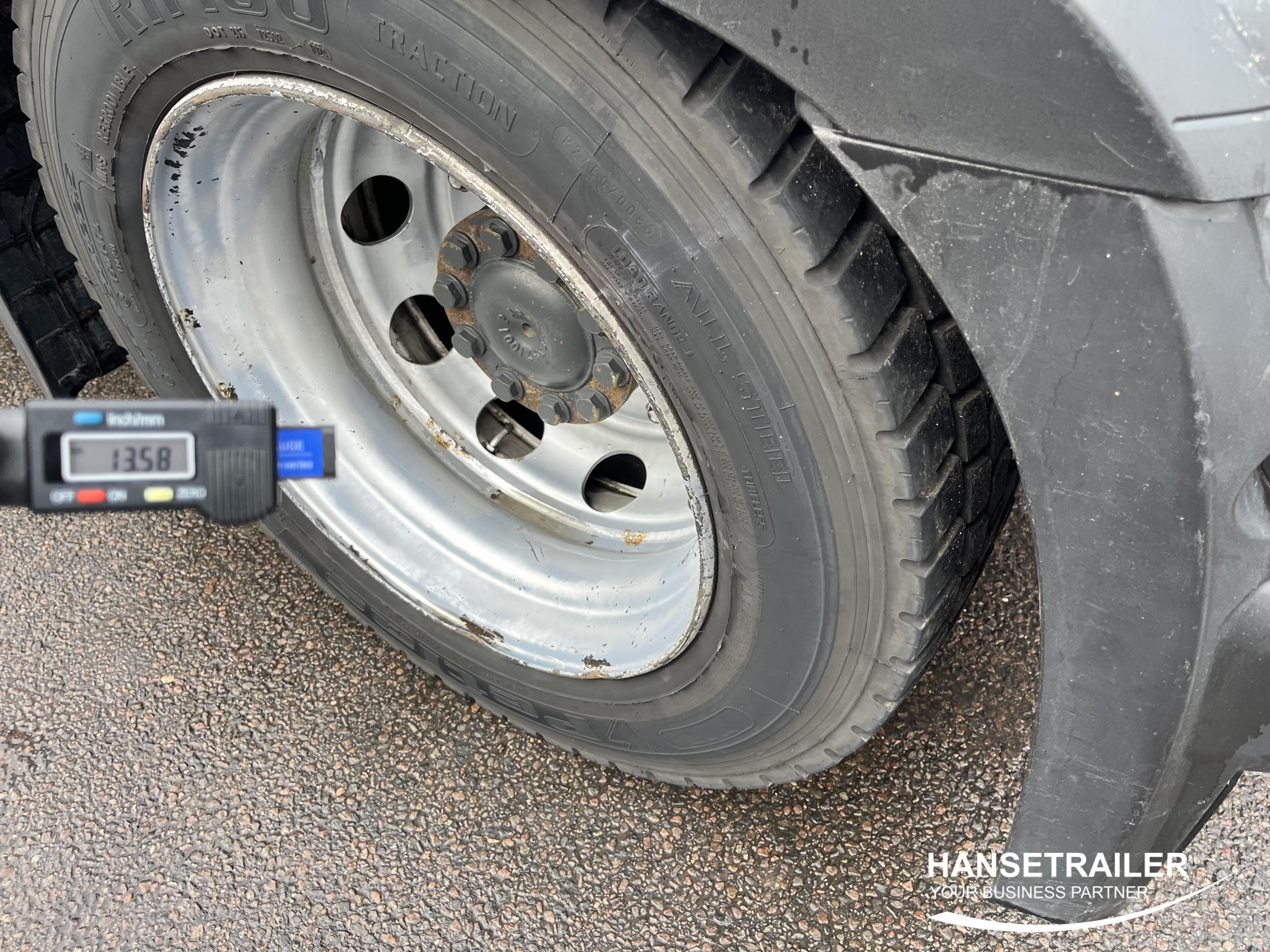 2018 Тягач 4x2 Mercedes-Benz Actros 1845 Mega Low Deck