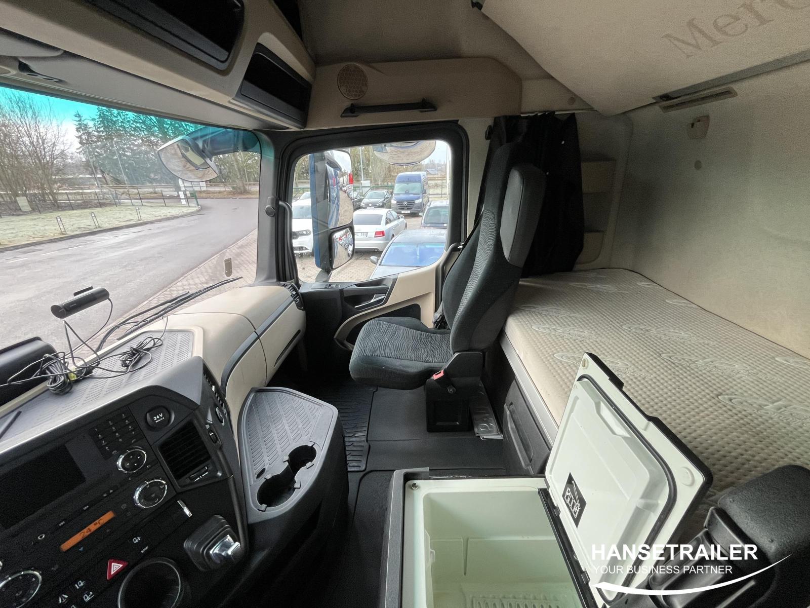 Mercedes-Benz Actros 1845 Mega Low Deck