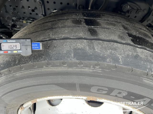 Mercedes-Benz Actros 1845 Mega Low Deck