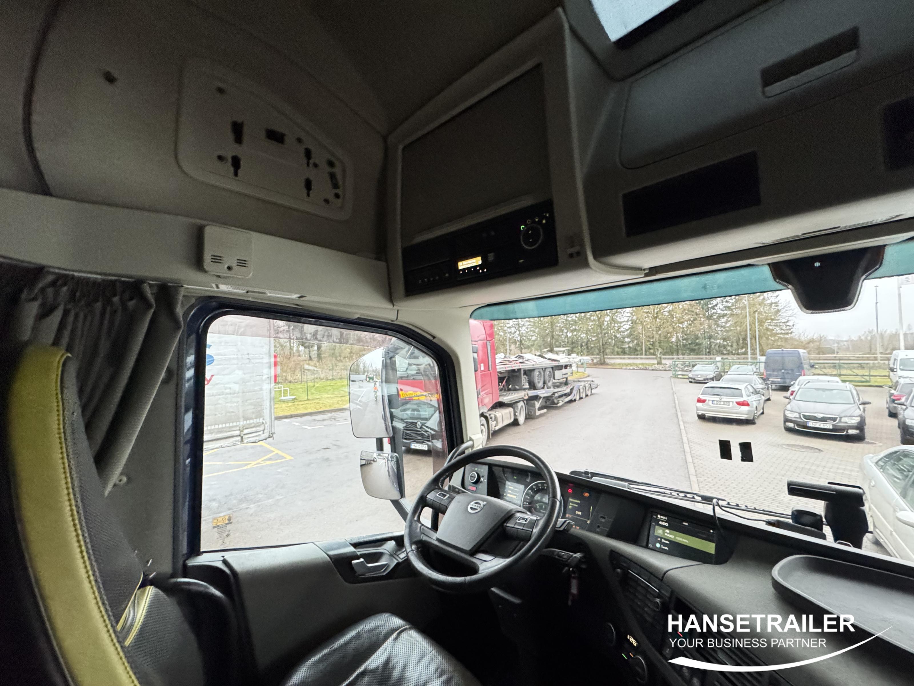 2018 Vilcējs 4x2 Volvo FH FH540 Low Deck Mega