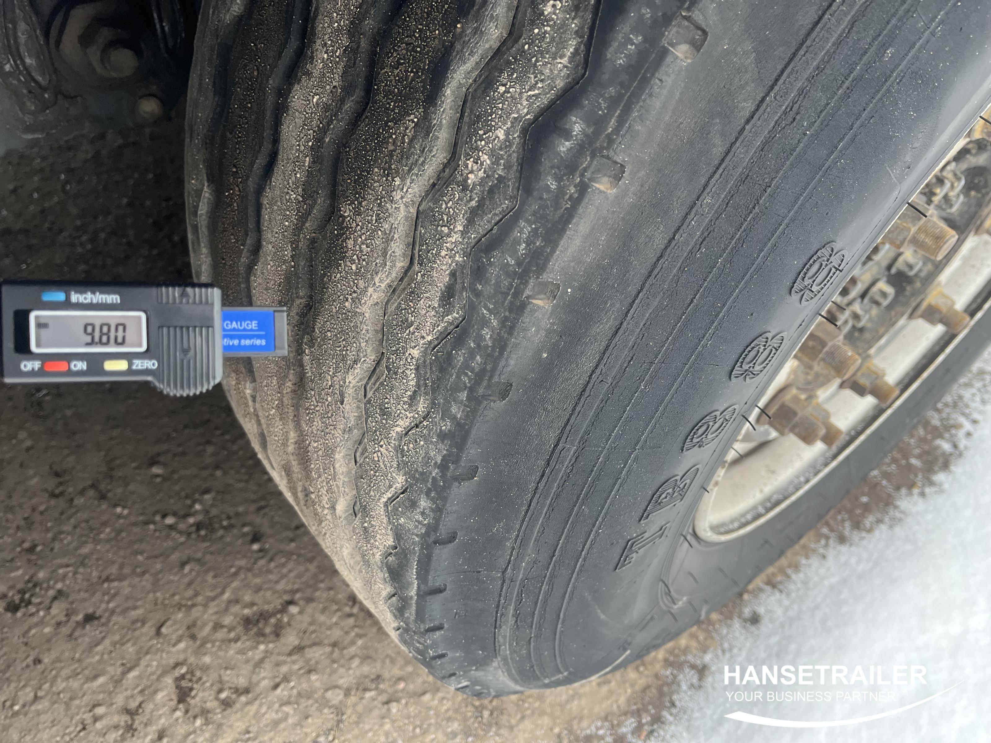 2017 Naczepa Zasłona Krone SD