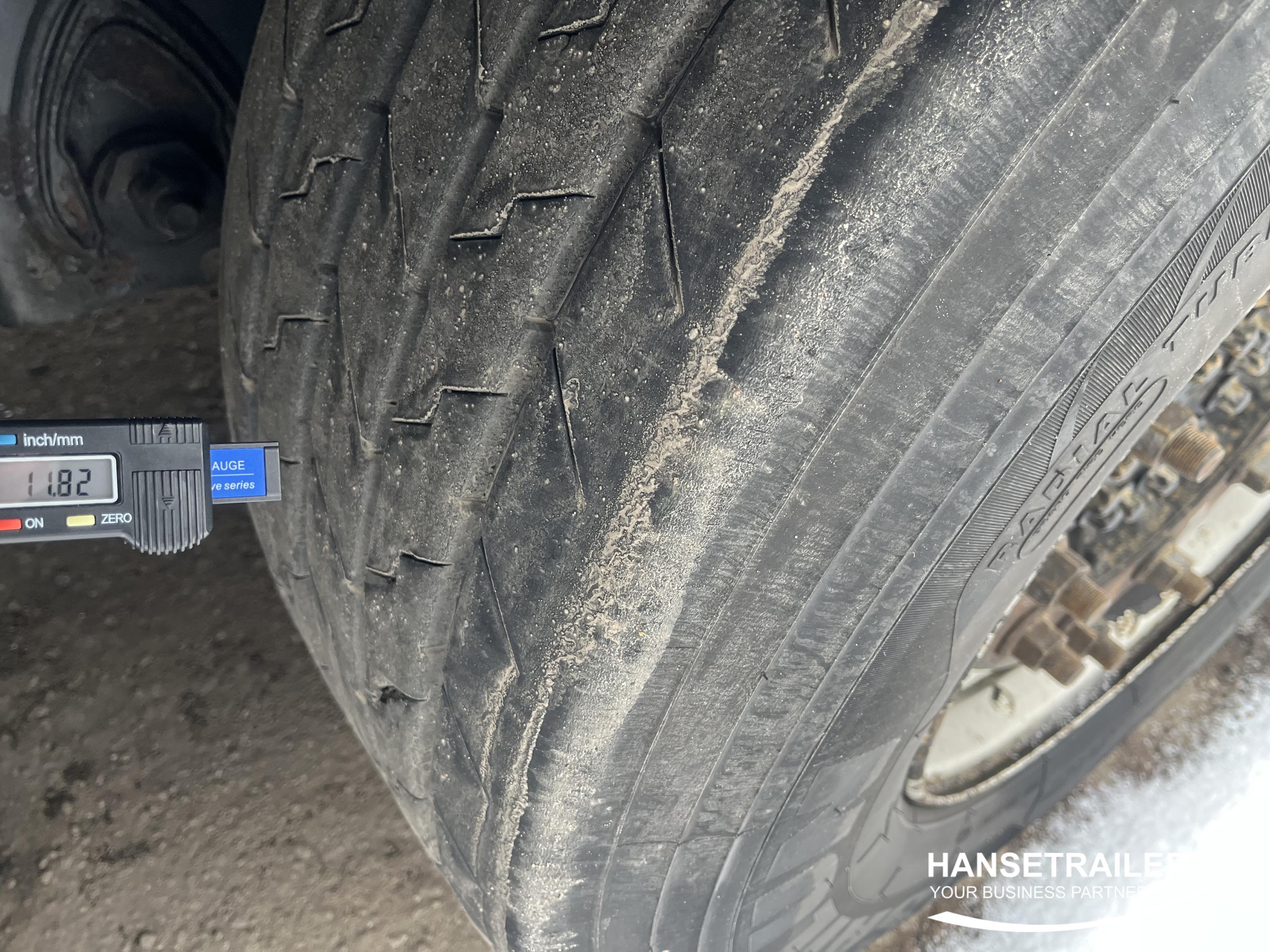 2017 Naczepa Zasłona Krone SD