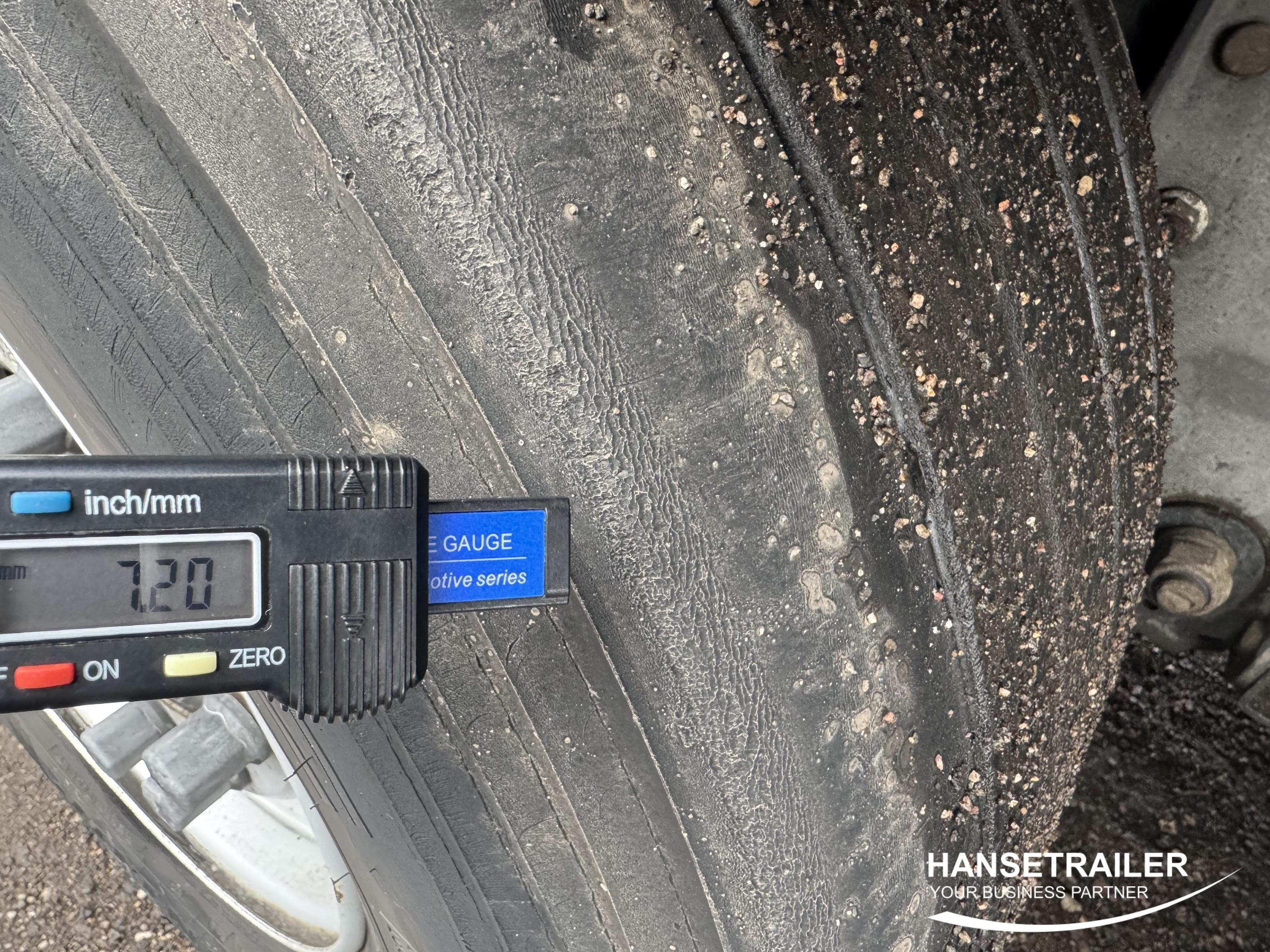 2017 Puoliperävaunu Pressukapelli Schmitz SCS 24 Lift Axle Multilock XL