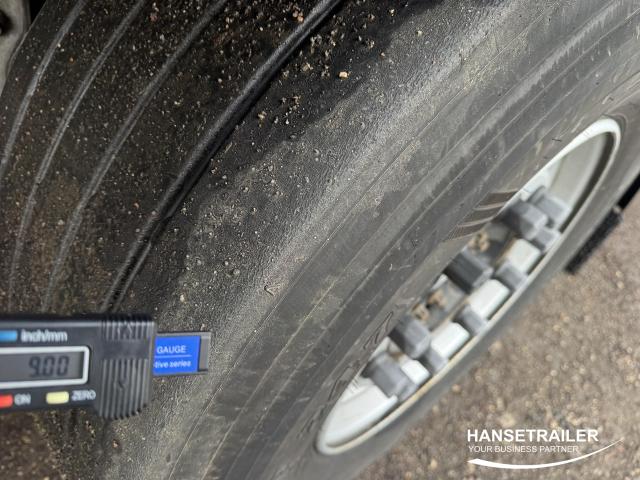 Schmitz SCS 24 Lift Axle Multilock XL