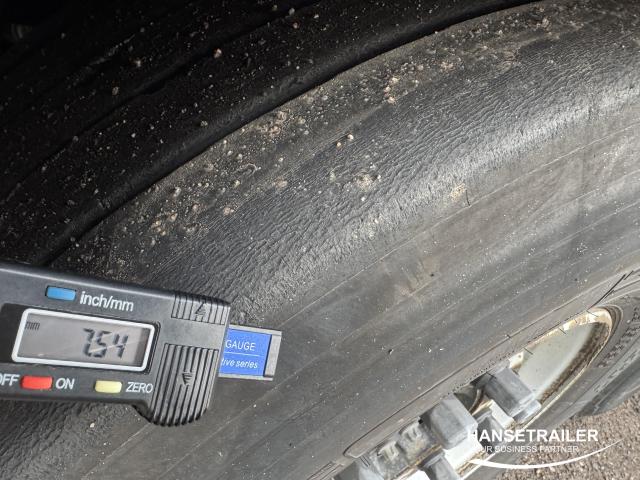 Schmitz SCS 24 Lift Axle Multilock XL