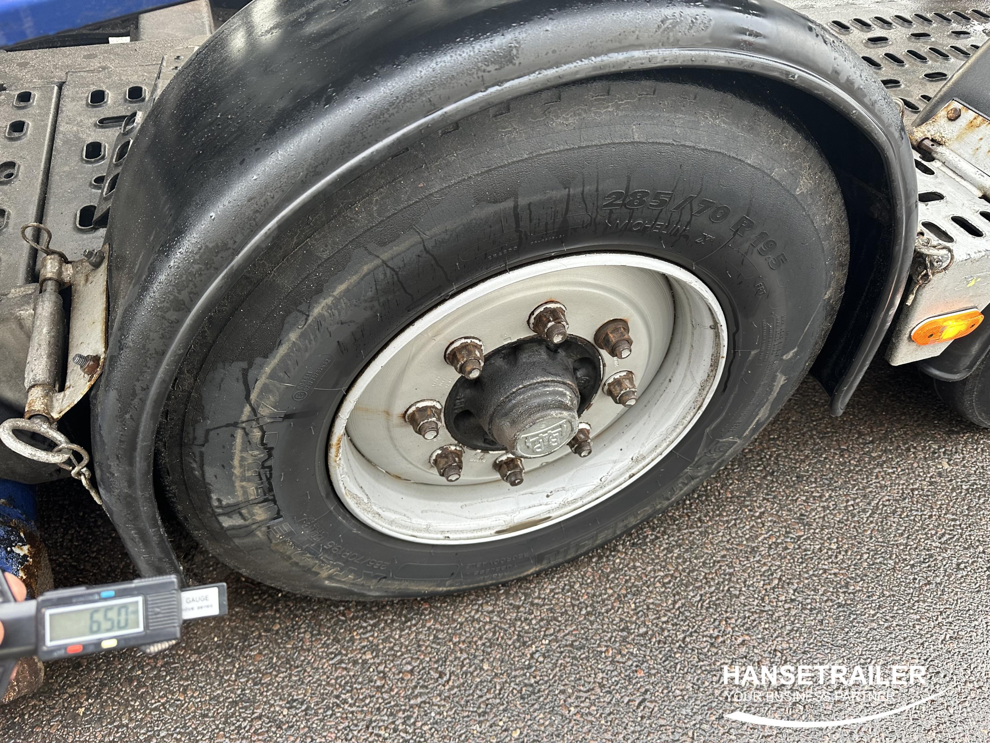 2017 Авто перевозчик Авто перевозчик Renault PREMIUM 440 KASSBOHRER METAGO