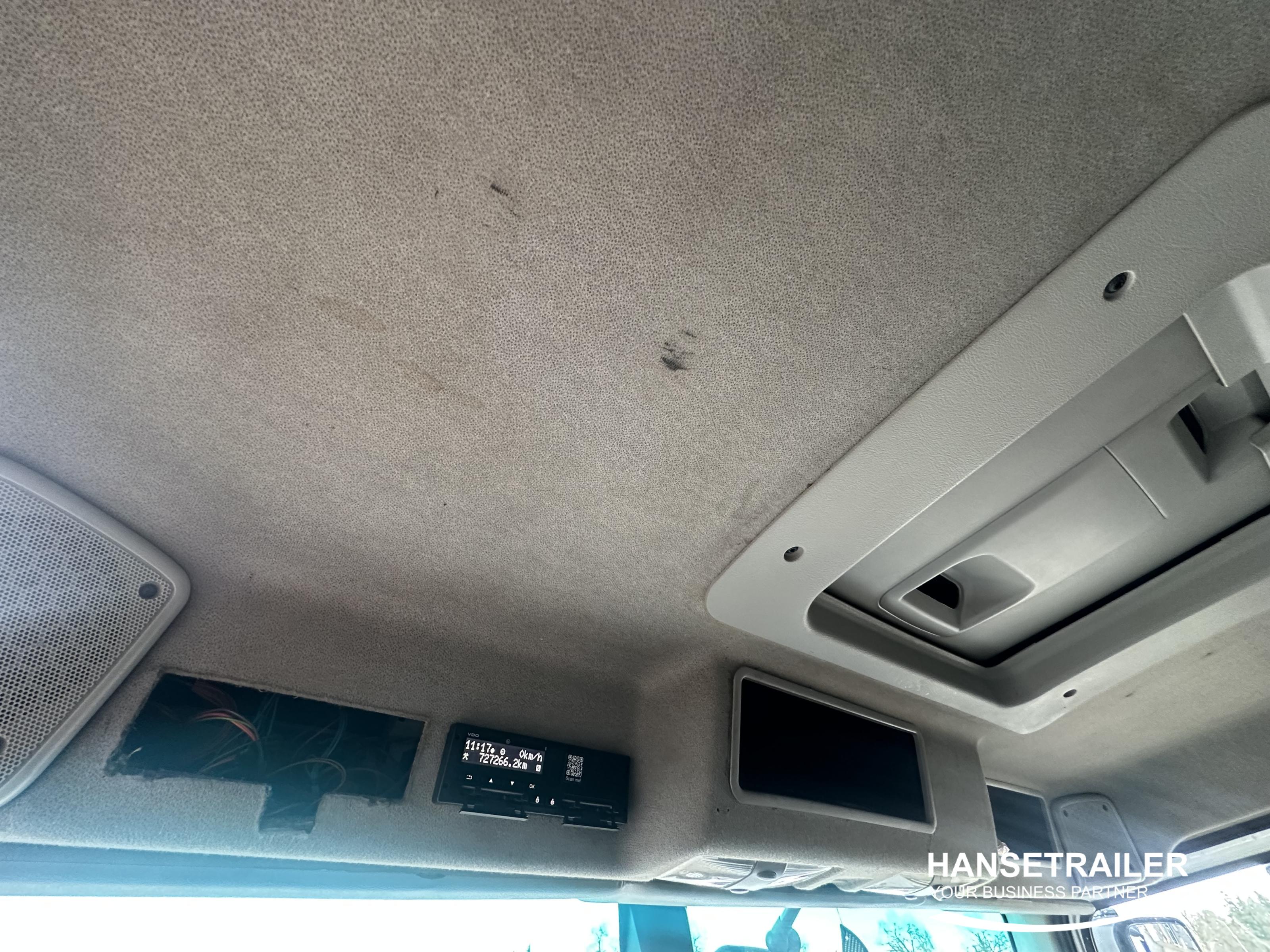 2017 Авто перевозчик Авто перевозчик Renault PREMIUM 440 KASSBOHRER METAGO