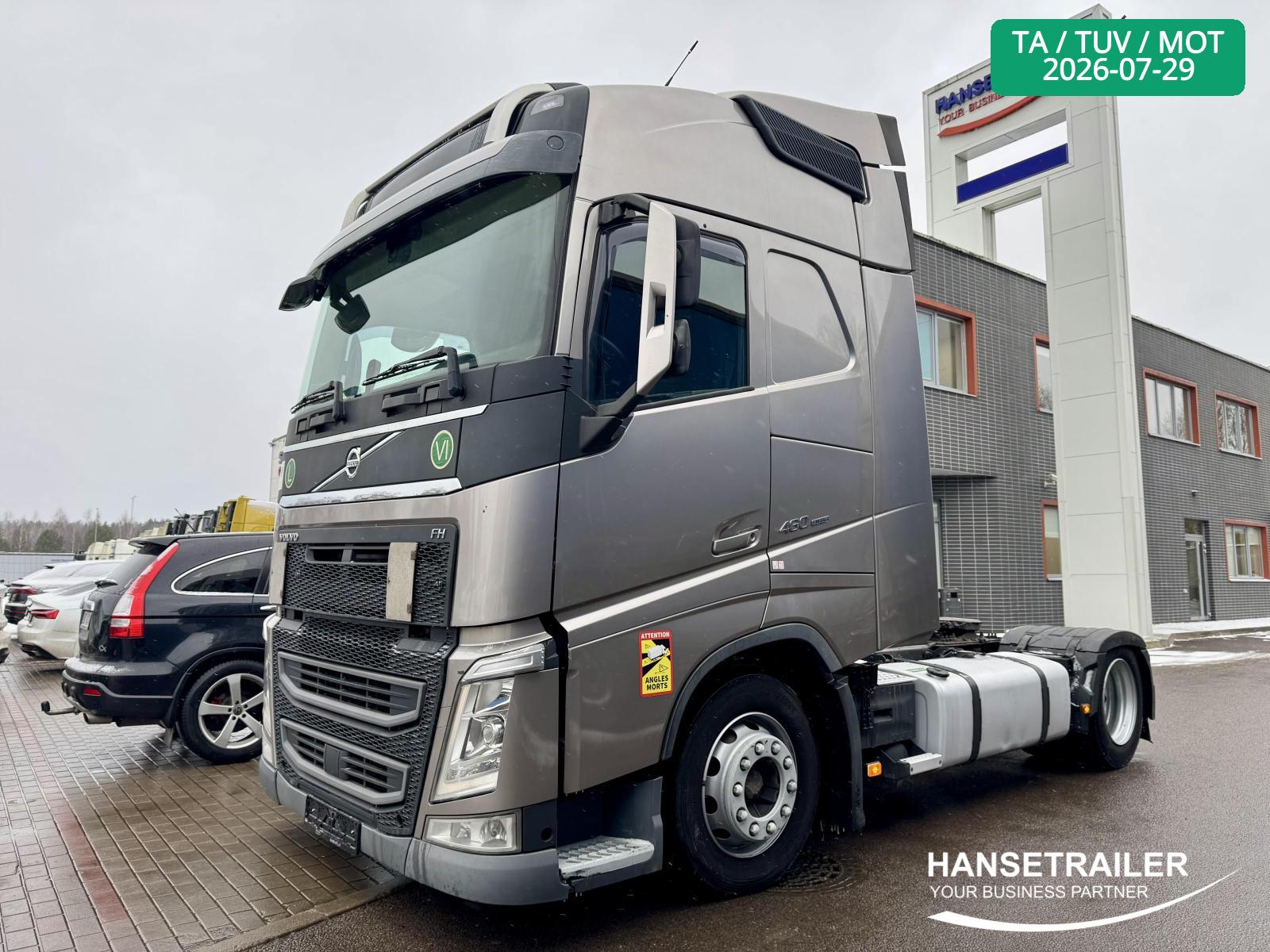 Volvo FH Mega Low Deck