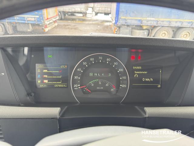 Volvo FH Mega Low Deck