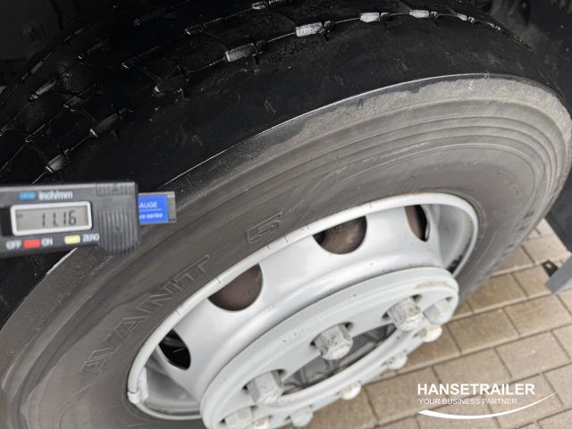 Volvo FH Mega Low Deck