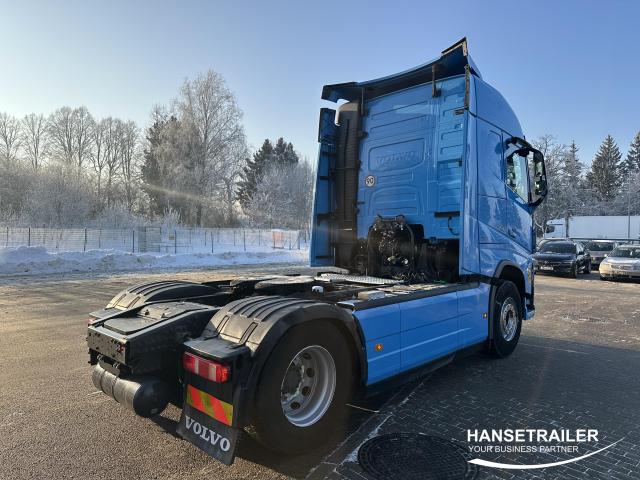 Volvo FH FH500 Arriving