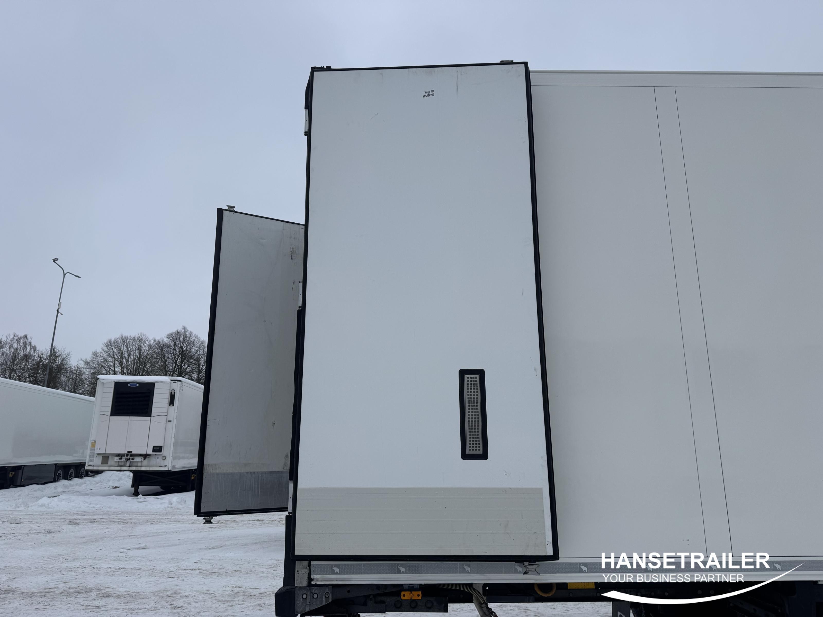 2017 Semitrailer Reefer Schmitz SKO 24 Doppelstock 9249 m/h