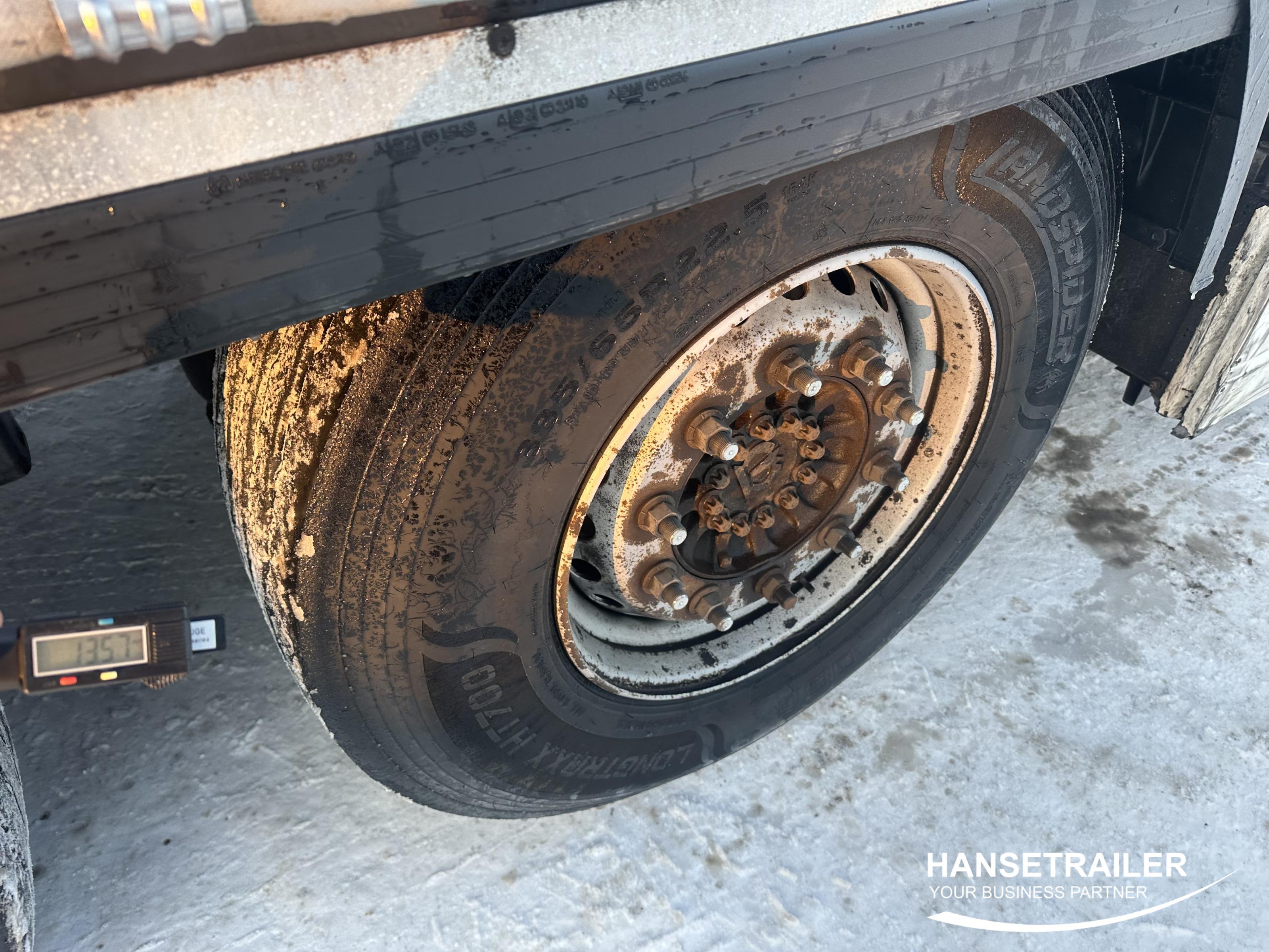 2017 Semitrailer Curtainsider Krone SD Lift Axle