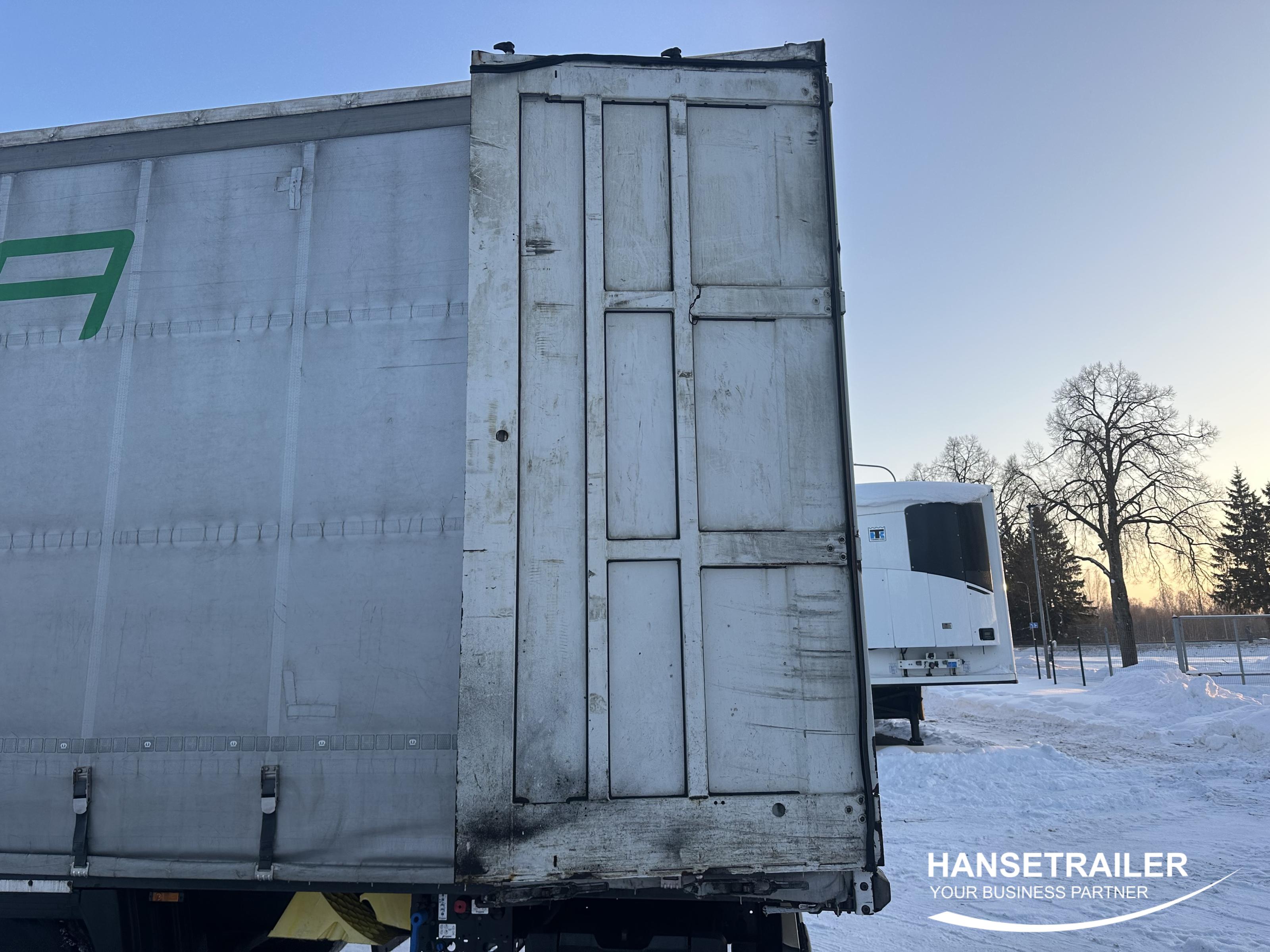 2017 Semitrailer Curtainsider Krone SD Lift Axle