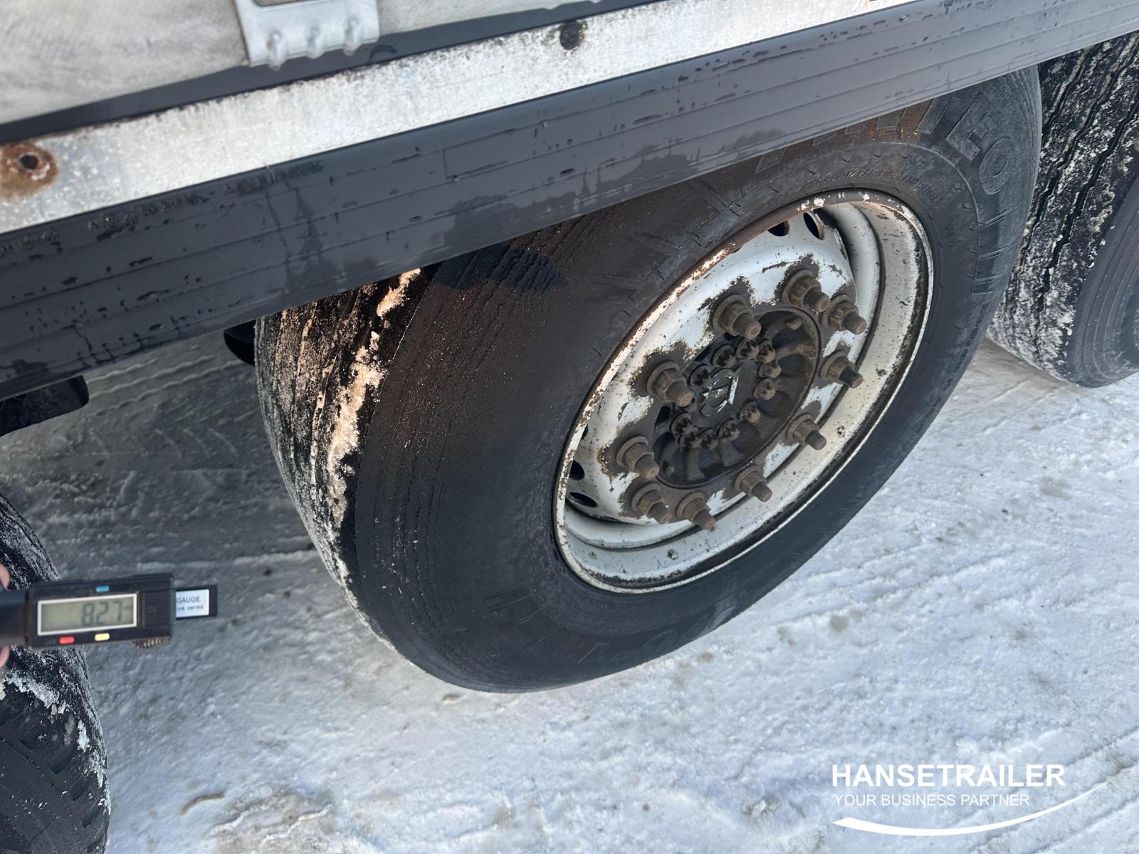 2017 Semitrailer Curtainsider Krone SD Lift Axle