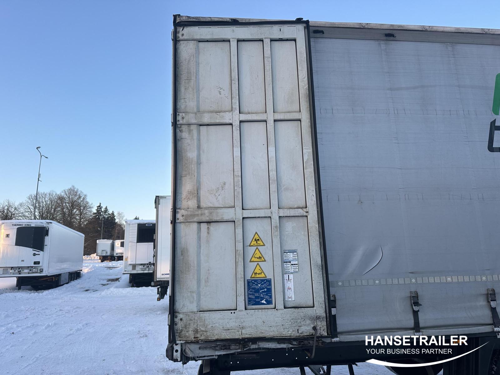 2017 Semitrailer Curtainsider Krone SD Lift Axle