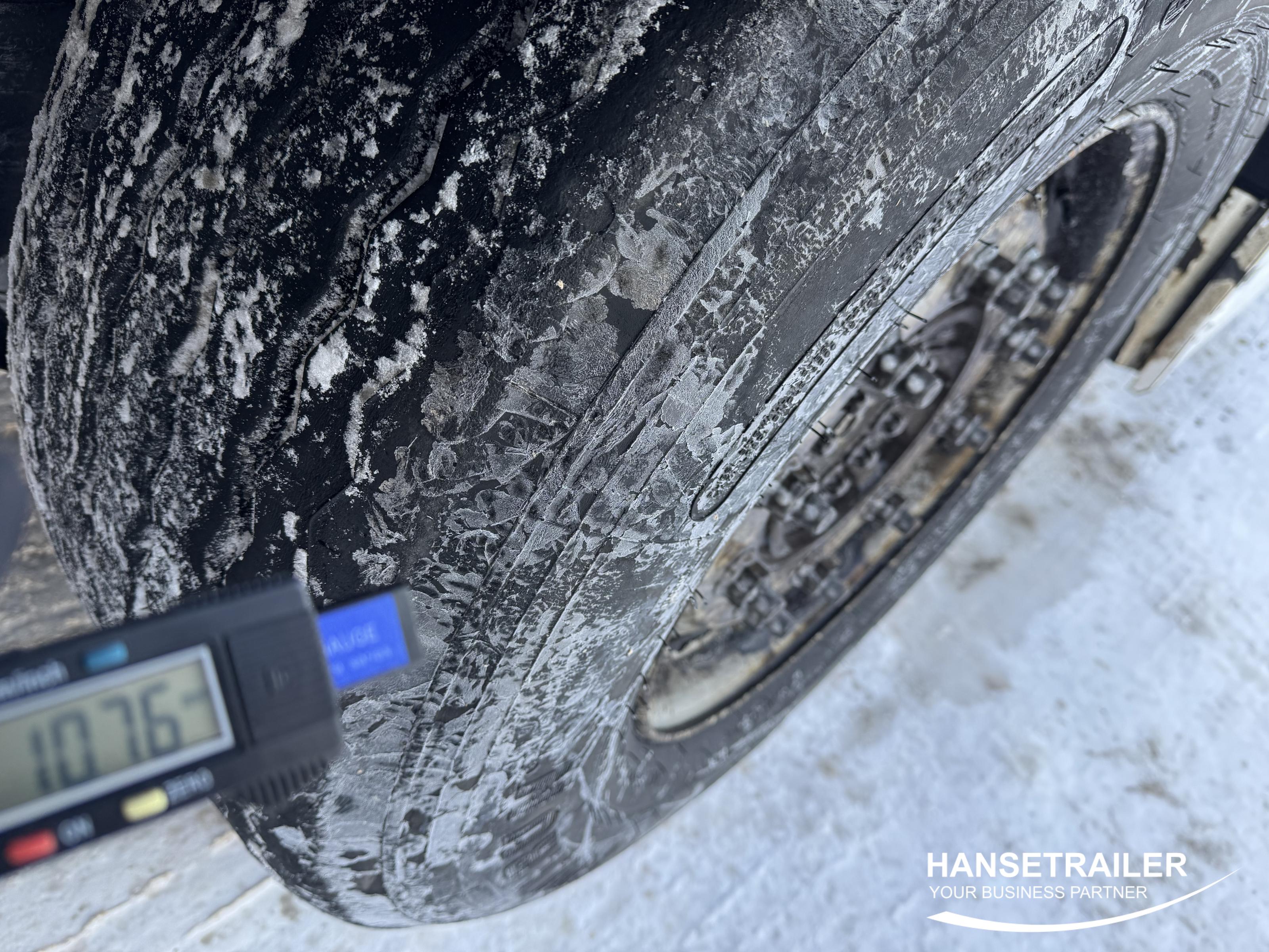 2017 Semitrailer Curtainsider Krone SD Lift Axle