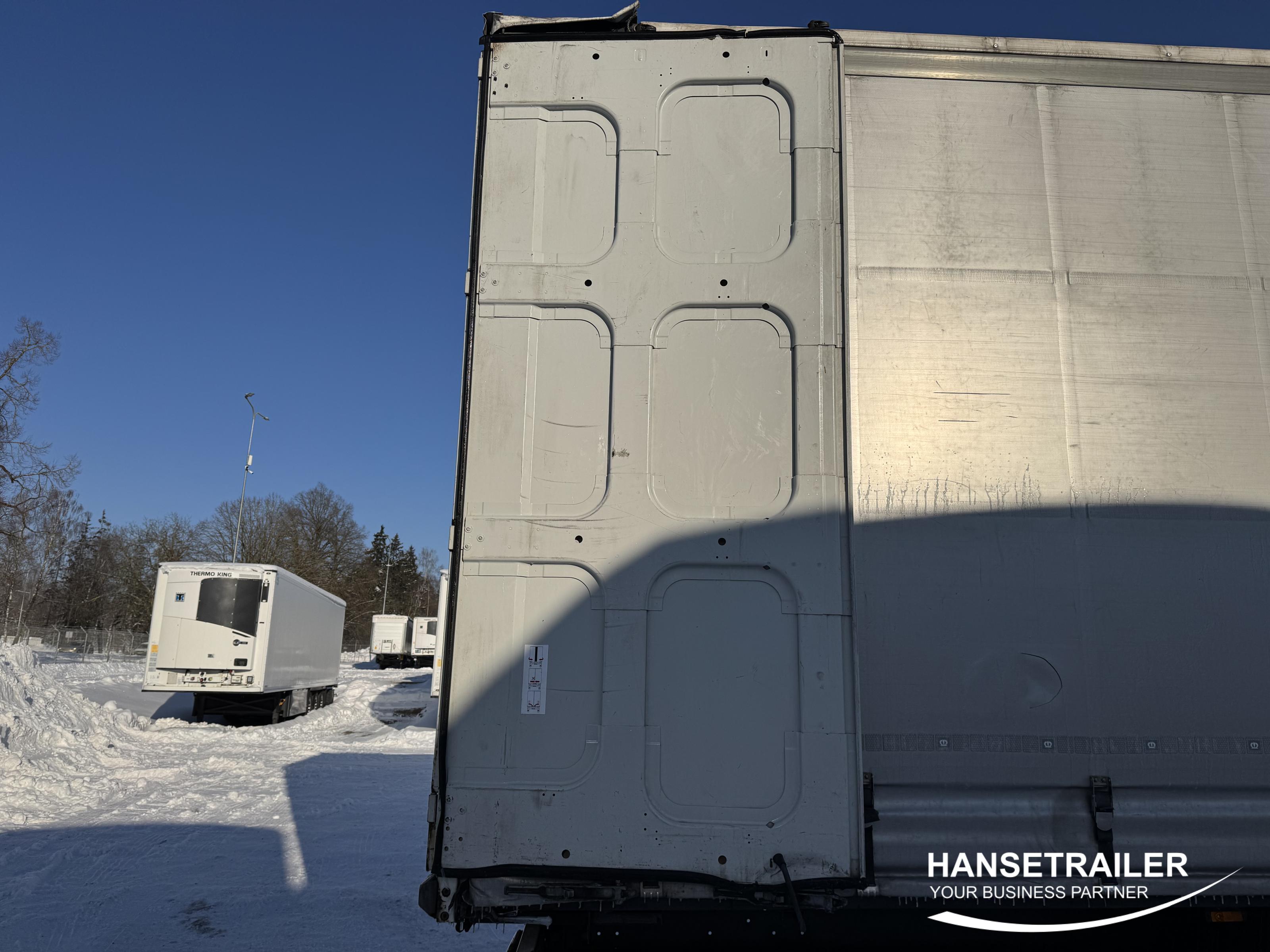 2017 Semitrailer Curtainsider Krone SD Lift Axle