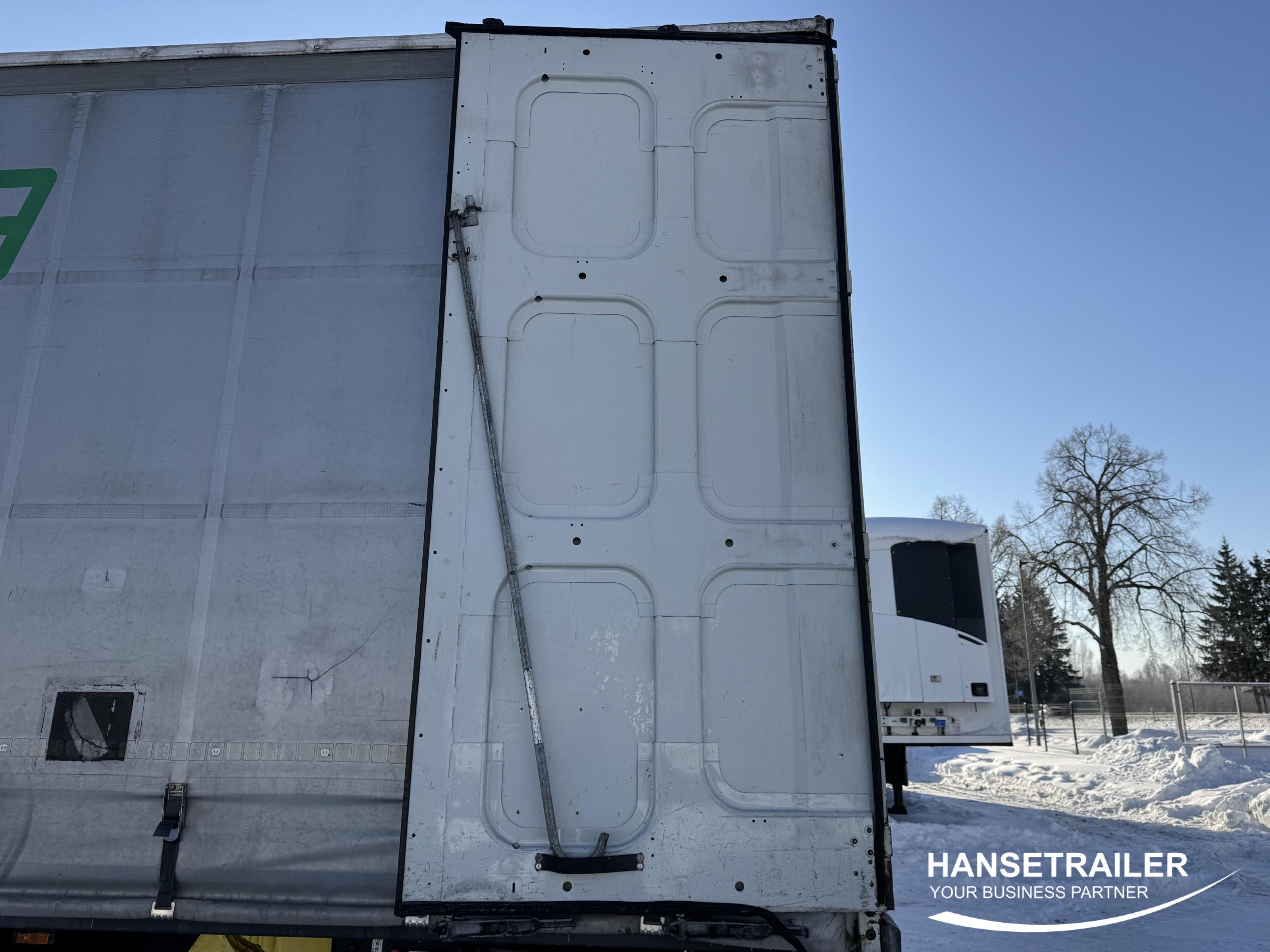 2017 Semitrailer Curtainsider Krone SD Lift Axle