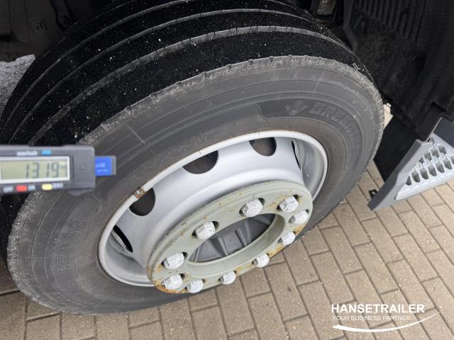 Volvo FH Mega Low Deck