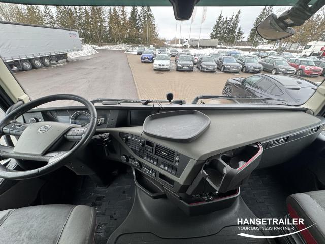 Volvo FH Mega Low Deck