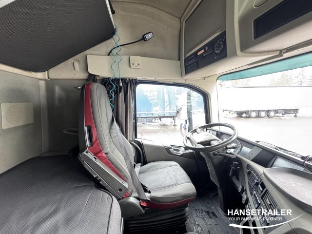 Volvo FH Mega Low Deck